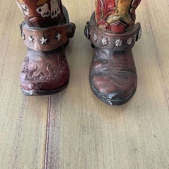 Western Cowboy Boot Carved Decorative Shelf Home Decor - Picture 4 of 5
